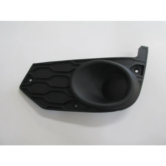 Iveco Daıly- 2014-2019  Sis Lamba Kapağı Sol Sis Deliksiz (İtalya) (Oem No:5801562216)