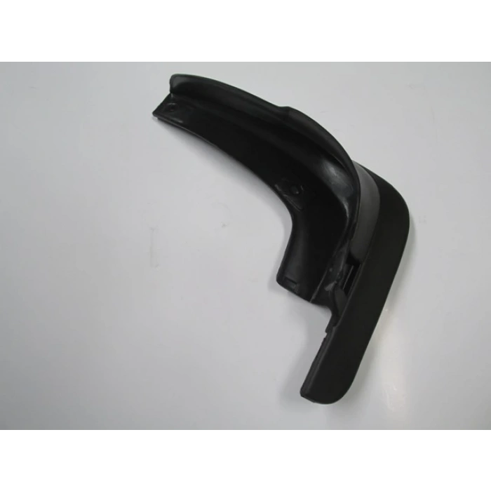 Toyota Corona- At191- 1993-1997  Ön Paçalık Sağ (Tyg) (Oem No:7662120260)