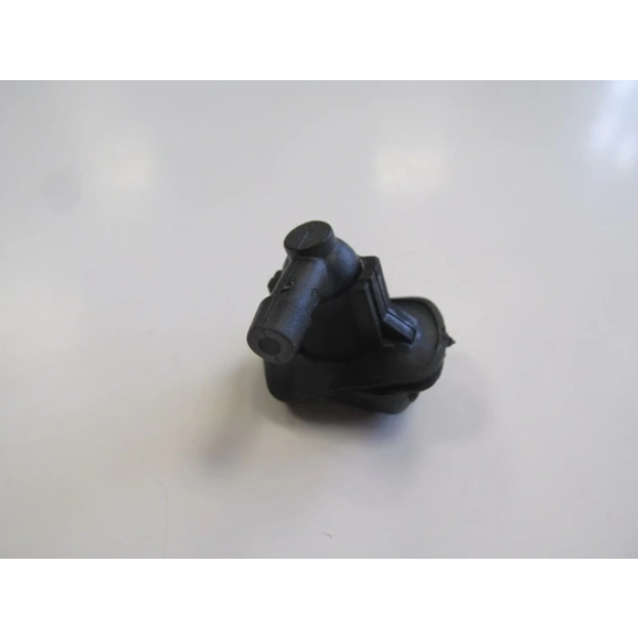 Toyota Corolla- Ae101- 1993-1998  Ön Cam Su Fıskiye Memesi (Oem No:8538112030)