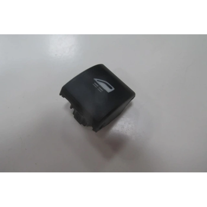 Bmw 3 Serı- 3 Serisi- Sd- 1998-2001   Ön/Arka Cam Düğme Butonu Sağ/Sol Aynı (Adet) (Oem No:A61316902177P1)