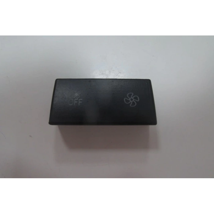 Bmw 3 Serı- 3 Serisi- 2012-2018  Klima Açma Kapama Düğmesi