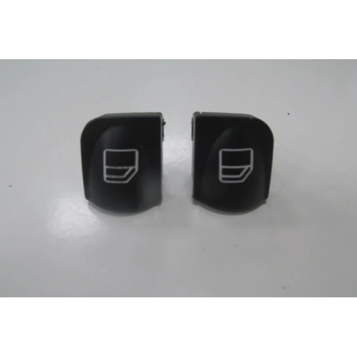 Mercedes C Class- C Class- 2000-2007  Ön Sol Kapı Sağ/Sol Açma Düğme Butonu Set (2 Parça) (Oem No:A2038210679P1)