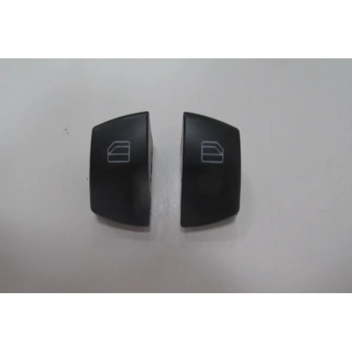 Mercedes Sprinter- 2013-2018  Ön Sol Kapı Sağ/Sol Açma Düğme Butonu Set (2 Parça) (Oem No:A9065451213P1)