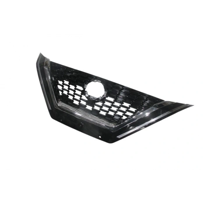 Nissan Qashqai- J12- 2022-2024  Ön Panjur Siyah Nikelaj Çıtalı Kamera Deliksiz (Tyg) (Oem No:623106Ua1A)