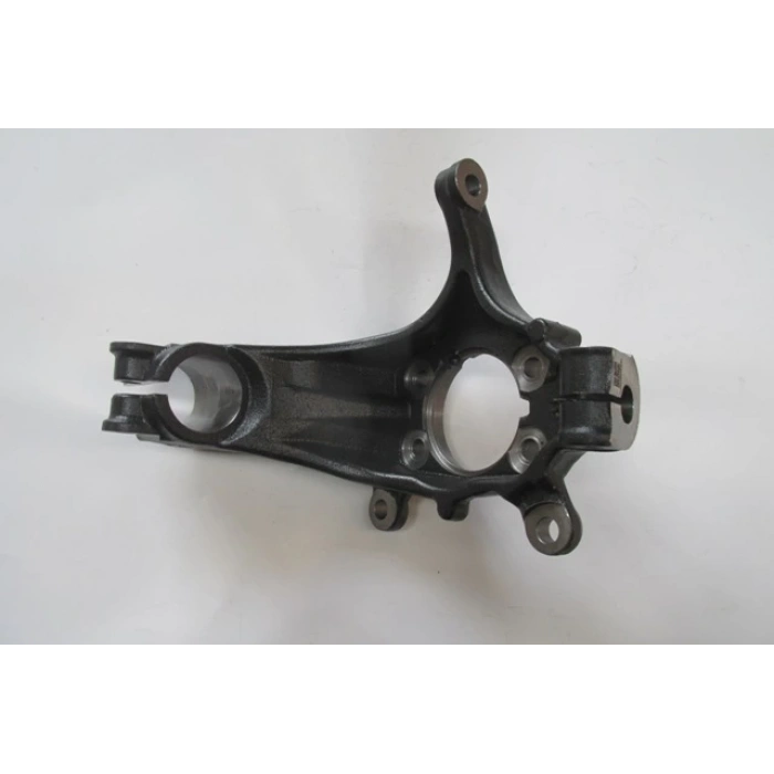 Nissan X Traıl- 2013-2016  Ön Aks Taşıyıcı Sağ (Abs Li) (Oem No:400144Ce0A)