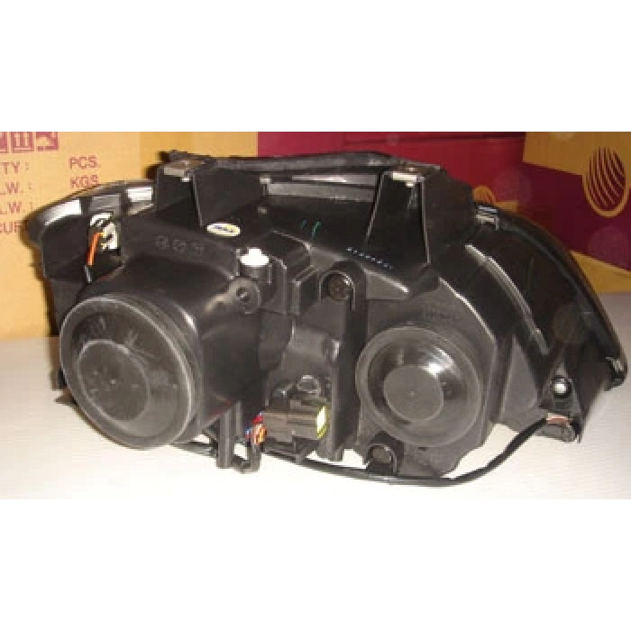 Chrysler Pacıfıca- 2005-2006  Far Lambası Sağ Manuel Siyah (Tyc) (Oem No:4857850Ac)