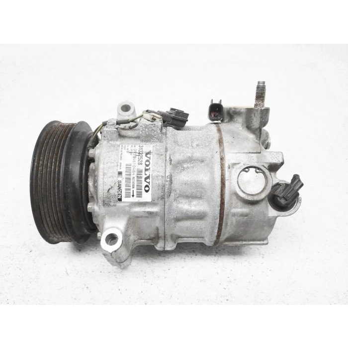 Ford Volvo S60 Iı D 4204 T4, D 4204 T9 2013- Klima Kompresörü  (Oem No:31332528)