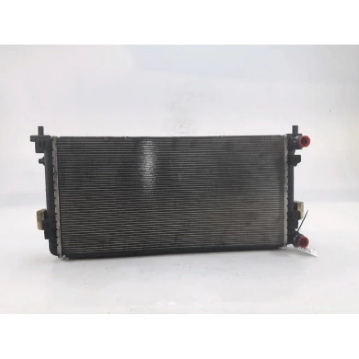 Vw Rapid-Toledo Cayb-Cxma-Clna 1,6 Tdı 2012- Su Radyatörü  (Oem No:6C0121253A)