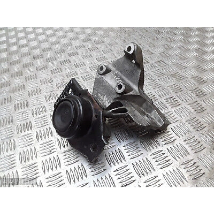 Japon Qashqai (J10) 1.5 Dcı 2010- Motor Takozu  (Oem No:11210Jd500)