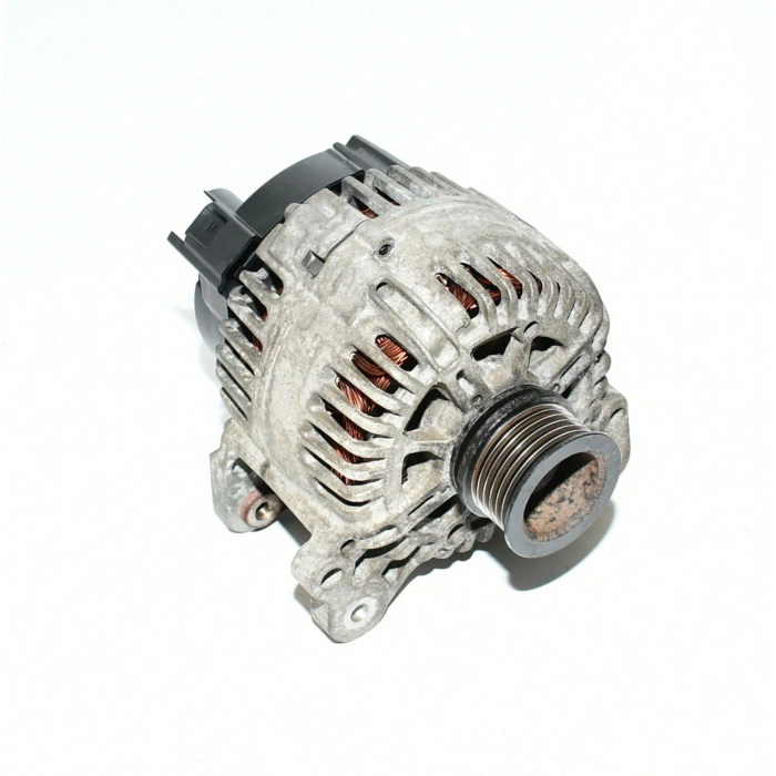 Vw Polo-Cordoba-İbiza-Fabia-A1 Bud-Ahw-Cggb 1,4 16V 1999- Alternatör 110 Amper (Oem No:036903024H)