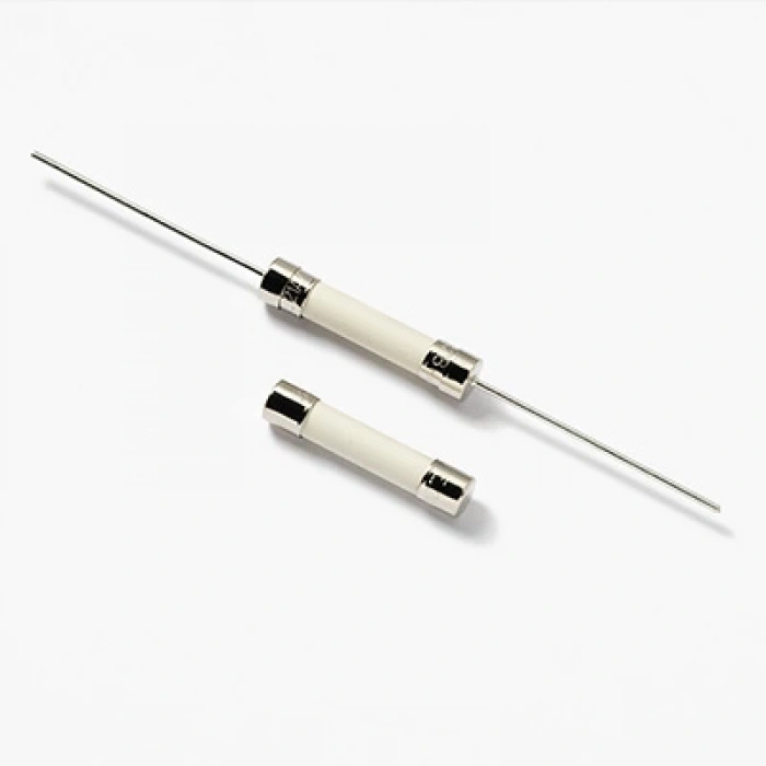 Opel Astra J Cruze Zafira C Cascada  2010- Porya Ön  (Oem No:328021)