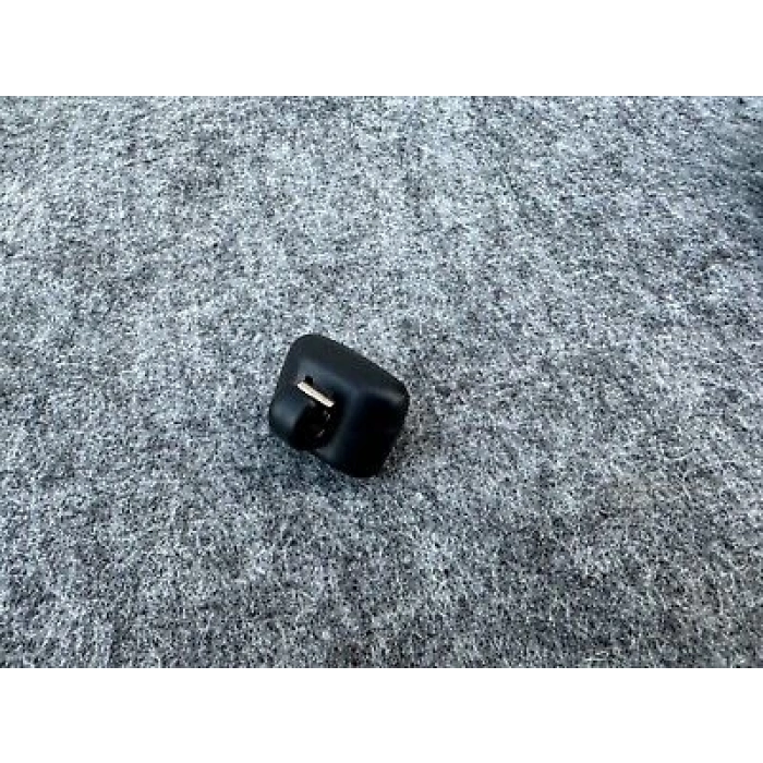 Vw  A1  A3  A4  A5 Q3 2015- Güneşlik Ayagı Sıyah (Oem No:8W0857562)