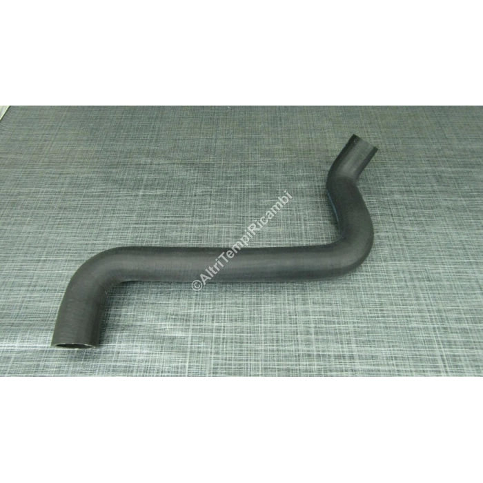 Renault  R9  R19 1.4 85- Radyatör Hortumu Alt  (Oem No:7700793617)