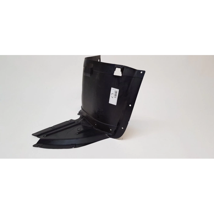 Vw A3 2005-2013 Çamurluk Davlumbazı Ön Sol Önün Önü (Oem No:8P0821191D)