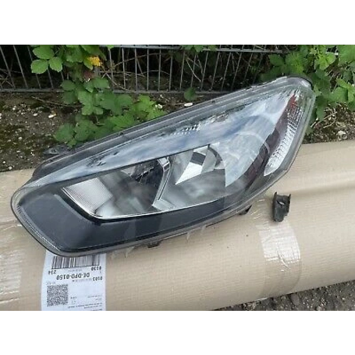 Ford Courıer 2018- Far Sol Sıyah Çerçevelı (Oem No:Jt7613W030Cd)