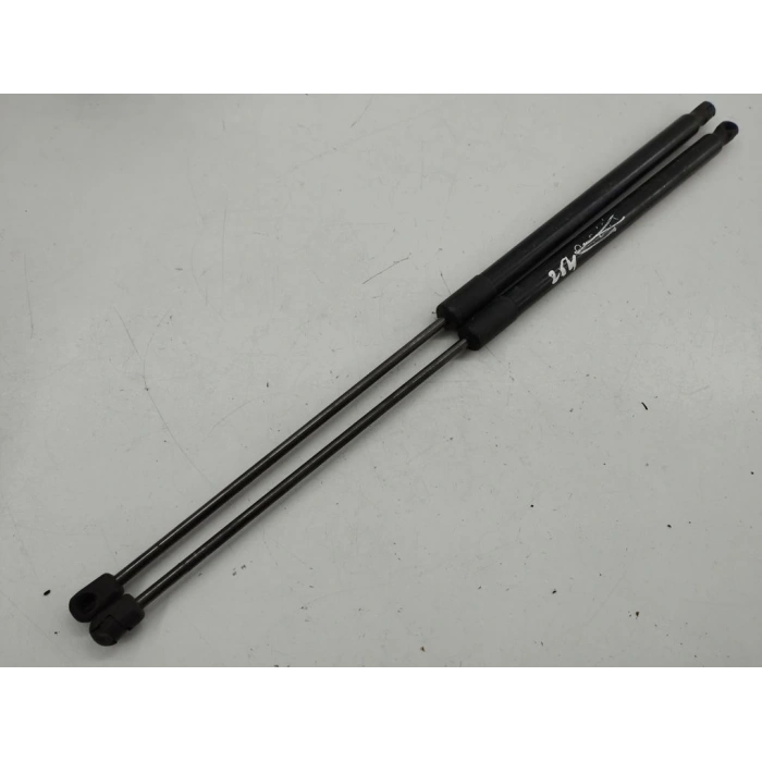 Ford Kuga  2008 2012 Bagaj Amortisörü  (Oem No:8V41S406A10Af)