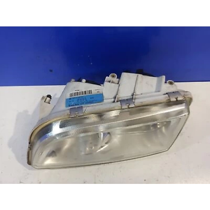 Volvo S-40 2001-2003 Far Sol  (Oem No:30899682)