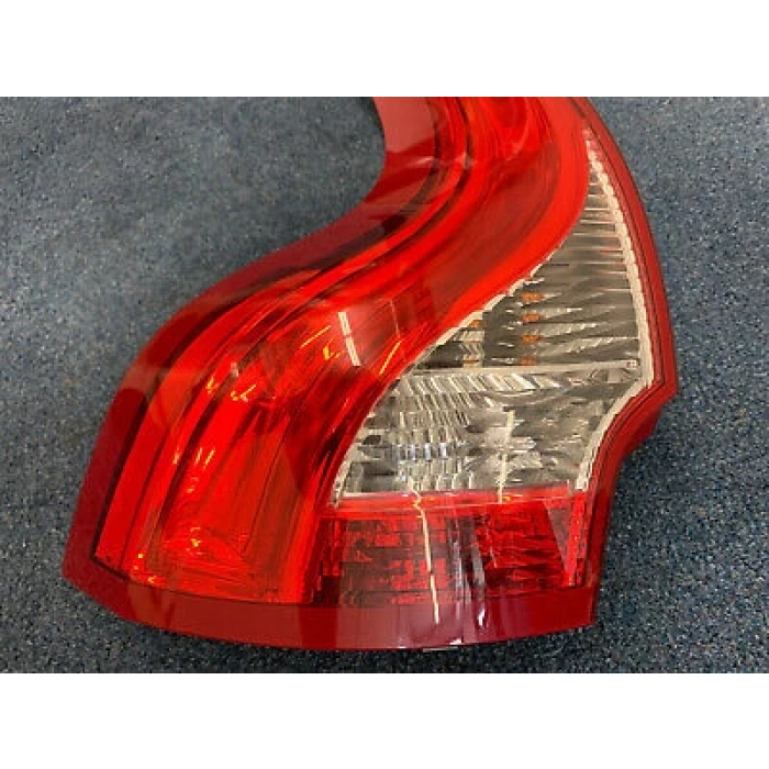 Volvo Volvo-Xc60 2012- Stop Lambası Sol  (Oem No:31323034)