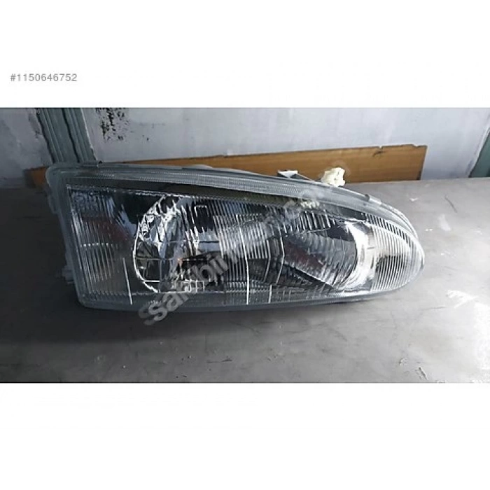 Japon Wıra 1.3:1.5 1993- Far Sağ  (Oem No:Mr124334)