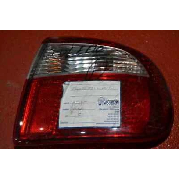 Vw Toledo 1997-2004 Stop Lambası Dış Sağ  (Oem No:1M5945112)