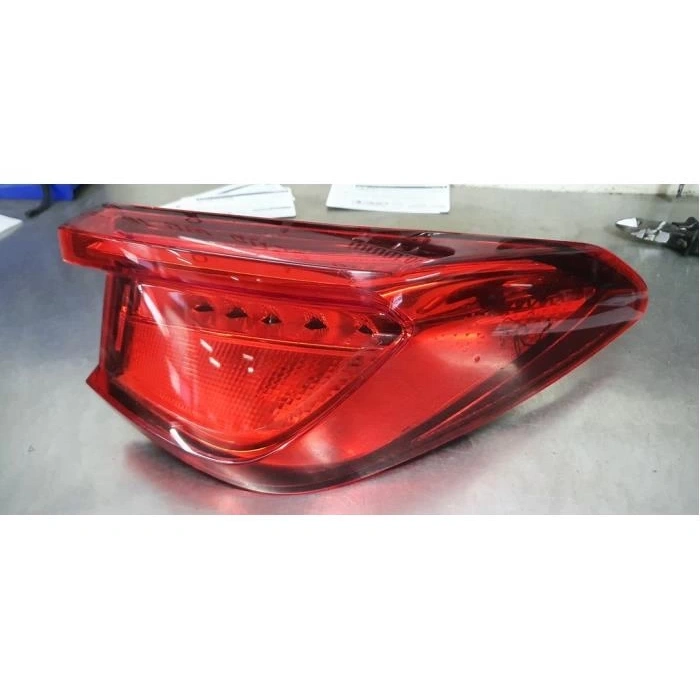 Vw Leon 2020- Stop Lambası Dış Sağ  (Oem No:5Fa945096)