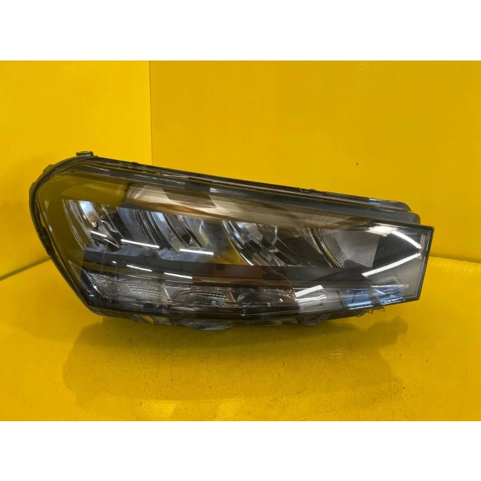 Vw Fabia 2022- Sis Lambası Sağ  (Oem No:6Vb941016)