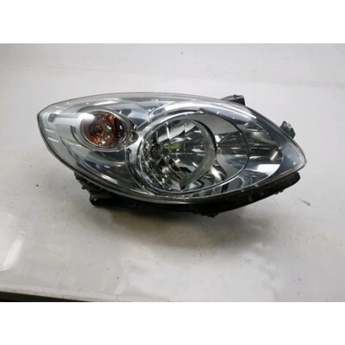 Fiat Twıngo Iı 2007- Far Sağ Sıyah (Oem No:7701063996)