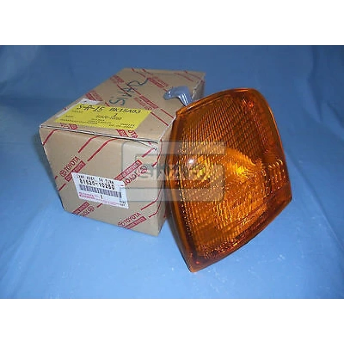 Japon Starlet (P9) 43891 1996-1999 Sinyal Lambası Sol  (Oem No:8152010260)