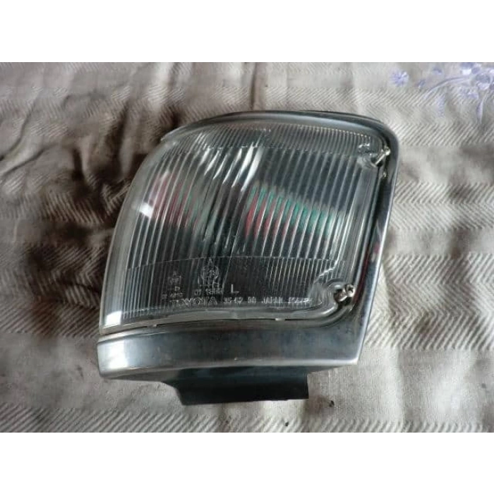 Japon 4 Runner (Rn1) 43923 1992-1995 Sinyal Lambası Sol Krom (Oem No:8162035180)