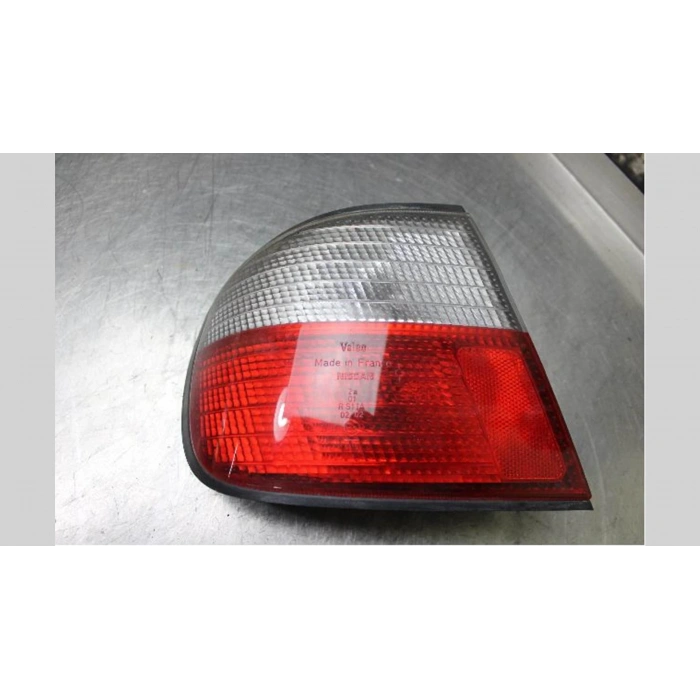 Japon Primera P11 Benzin/Dizel 1996-1999 Stop Lambası Sol P21W/P21/5W / Beyaz/Kırmızı (Oem No:265552F025)