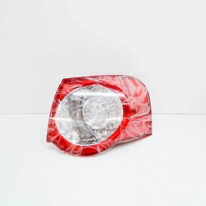 Vw Passat 2005-2010 Stop Lambası Sağ Statıon Wagon (Oem No:3C9945096N)