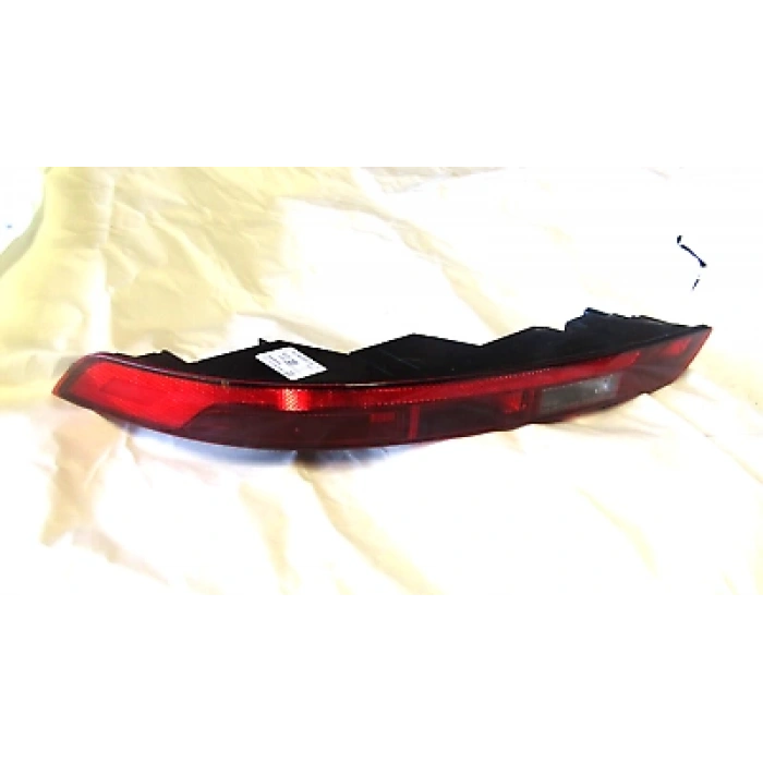 Vw Q5 2021- Tampon Reflektörü Arka Sol  (Oem No:80A945069B)