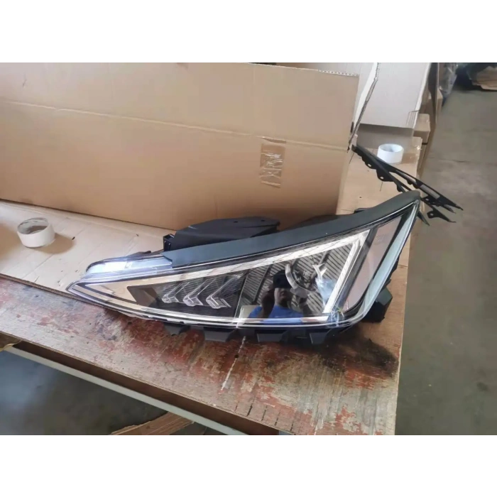 Kore Elantra Vı 16  Sonrası  Far Sağ  (Oem No:92102F2500)