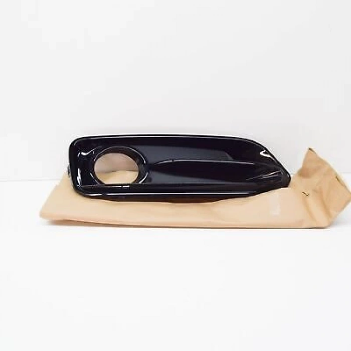 Bmw 1 Serisi 2014- Tampon Panjurusı Ön Sol (Oem No:51117371667)