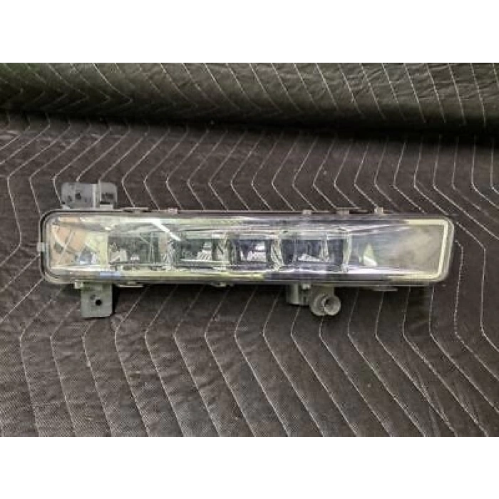 Bmw 55 Serisi-G31-G38-6G32 Gt 2017- Sis Lambası Sağ  (Oem No:63177349132)