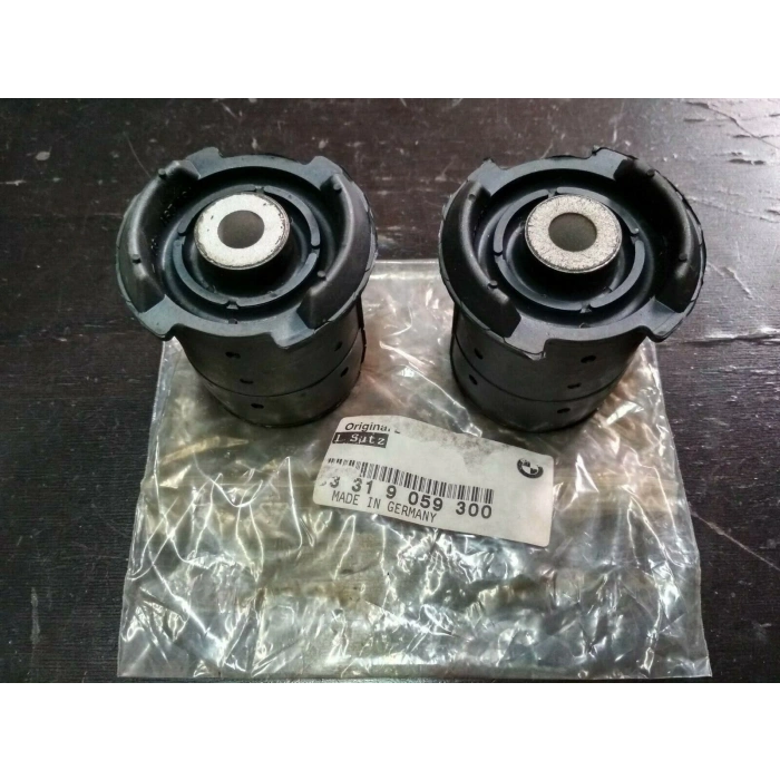 Bmw 3 Serisi 1991-1999 Travers Takozu Arka  (Oem No:33319059300)