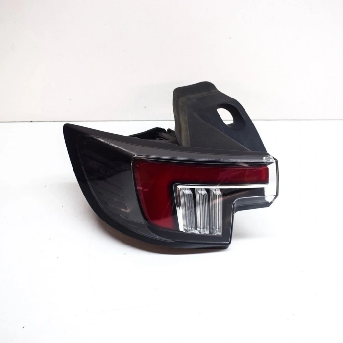 Opel Mokka 2021- Stop Lambası Dış Sol Dıs (Oem No:9833721880)