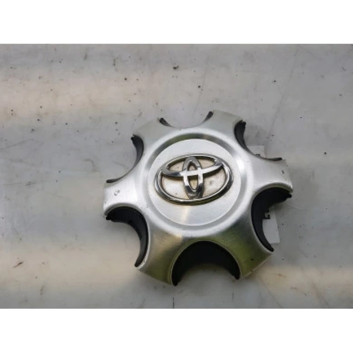 Jant Göbek Hilux Revo 2016-20 (Oem No:4260B0K300)