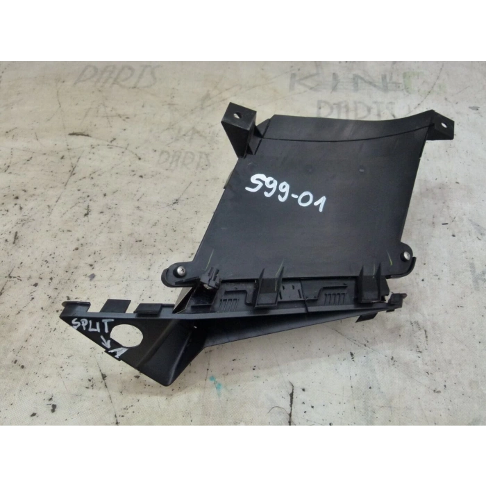 Tampon Panjuru Ön Sağ Nissan Qashqai J12 2022-24 (Oem No:622526Ua0A)