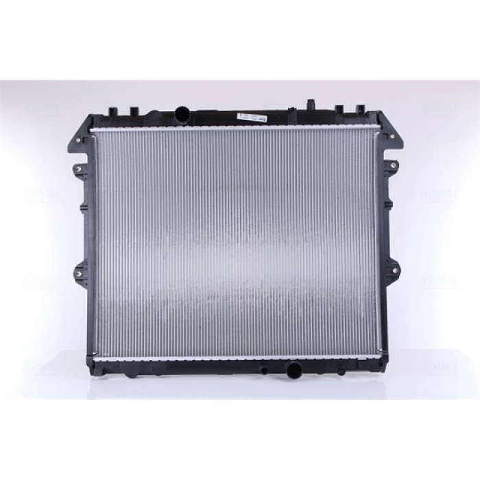 Japon Hilux (Kun15, Kun25, Kun35) 2.5 D4D 2006-2015 Su Radyatörü 16 Mm (Oem No:164000L160)