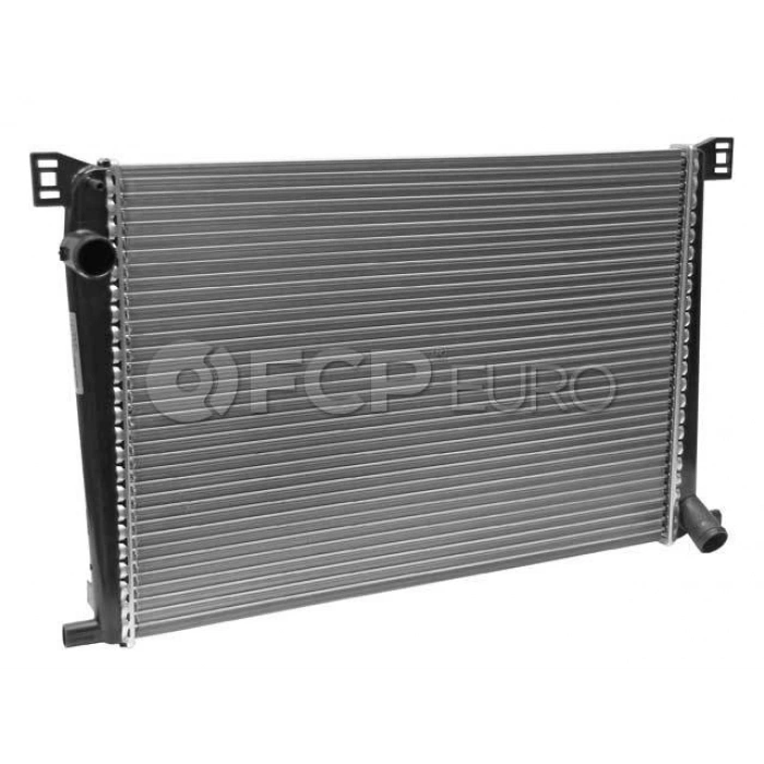 Bmw Mini R55-R56-R57-R58-R60-R61  2006-2016 Su Radyatörü  (Oem No:17117535099)