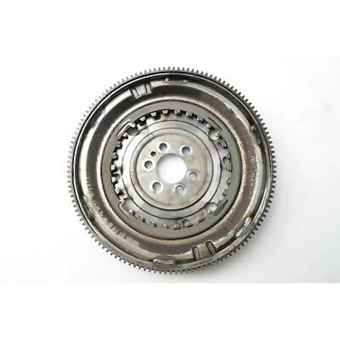 Vw Golf6-Jetta-Passat-A3 Cavd-Cnwa-Cthd 1,4 Tsı 2010- Volan Dsg (Otomatik) (Oem No:04E105266B)