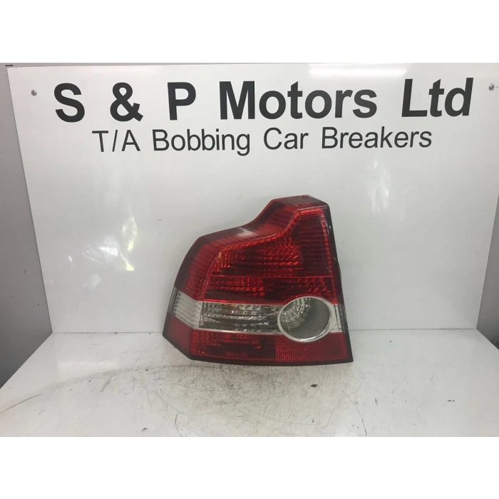 Volvo Volvo S40 2004-2012 Stop Lambası Sağ  (Oem No:30698915)