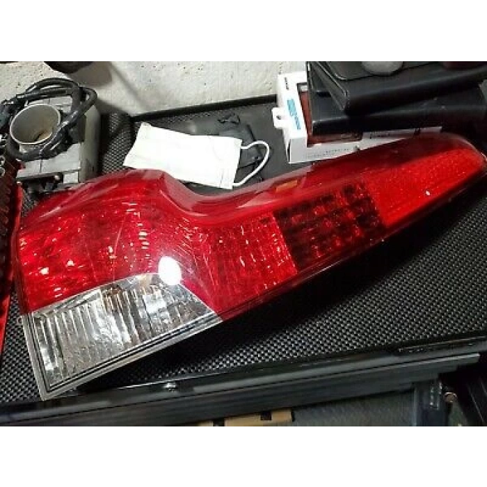 Ford V50 2006/07>  1997-2000 Stop Lambası Stop-V50 2006-2007 -Sol (Oem No:30763509)