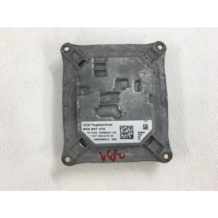 Vw  A4  A5  A6 Q5  2008  Xenon Far Beynı  (Oem No:8K0907472)