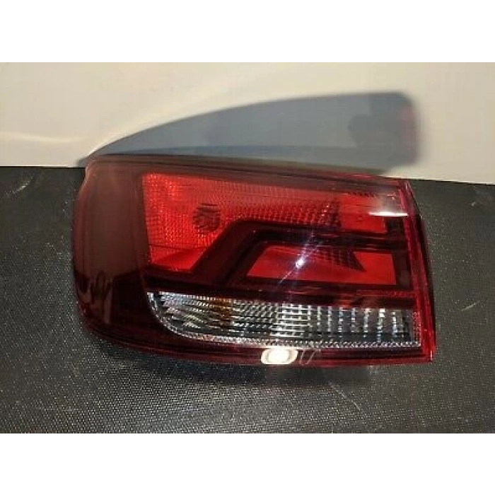 Vw A3 2013- Stop Lambası Dış Sol Sedan (Oem No:8V5945095)