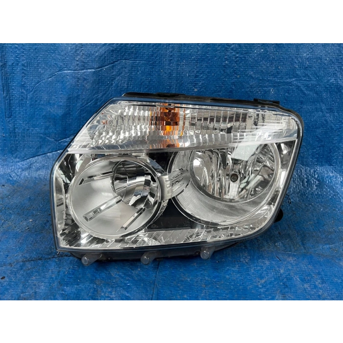 Renault Duster (H79) 2010- Far Sağ Far-Duster (H79)-Sag (Oem No:260601153R)