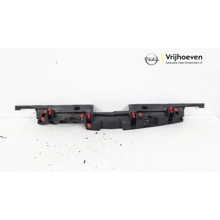 Tampon Demiri Astra J 2010 Sonrası Orta Plastik (Oem No:13264476)