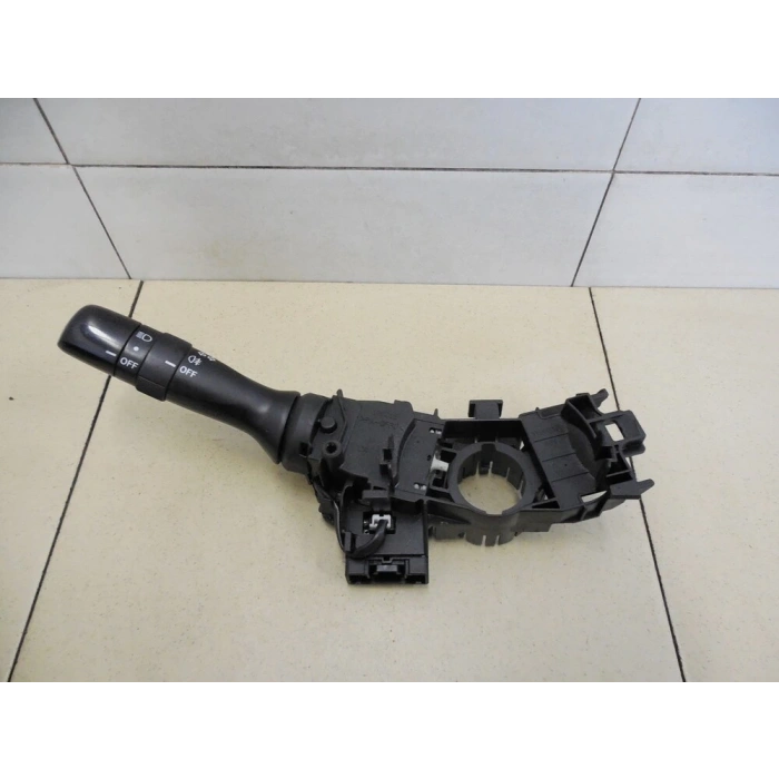 Kol Far-Sinyal Kumanda Corolla 2006-10 (Oem No:8414012610)