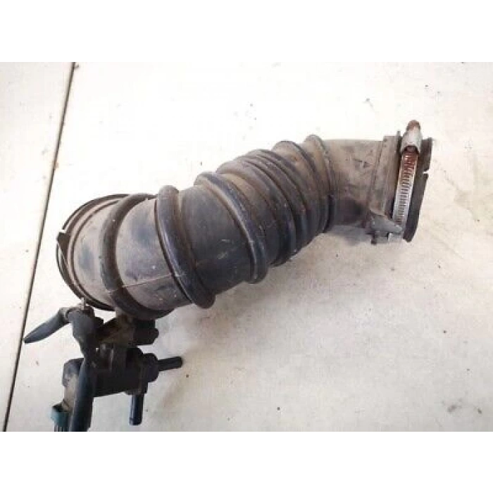 Hortum Hava Filtre Corolla 1998-2006 Benzinli (Oem No:178810D081)